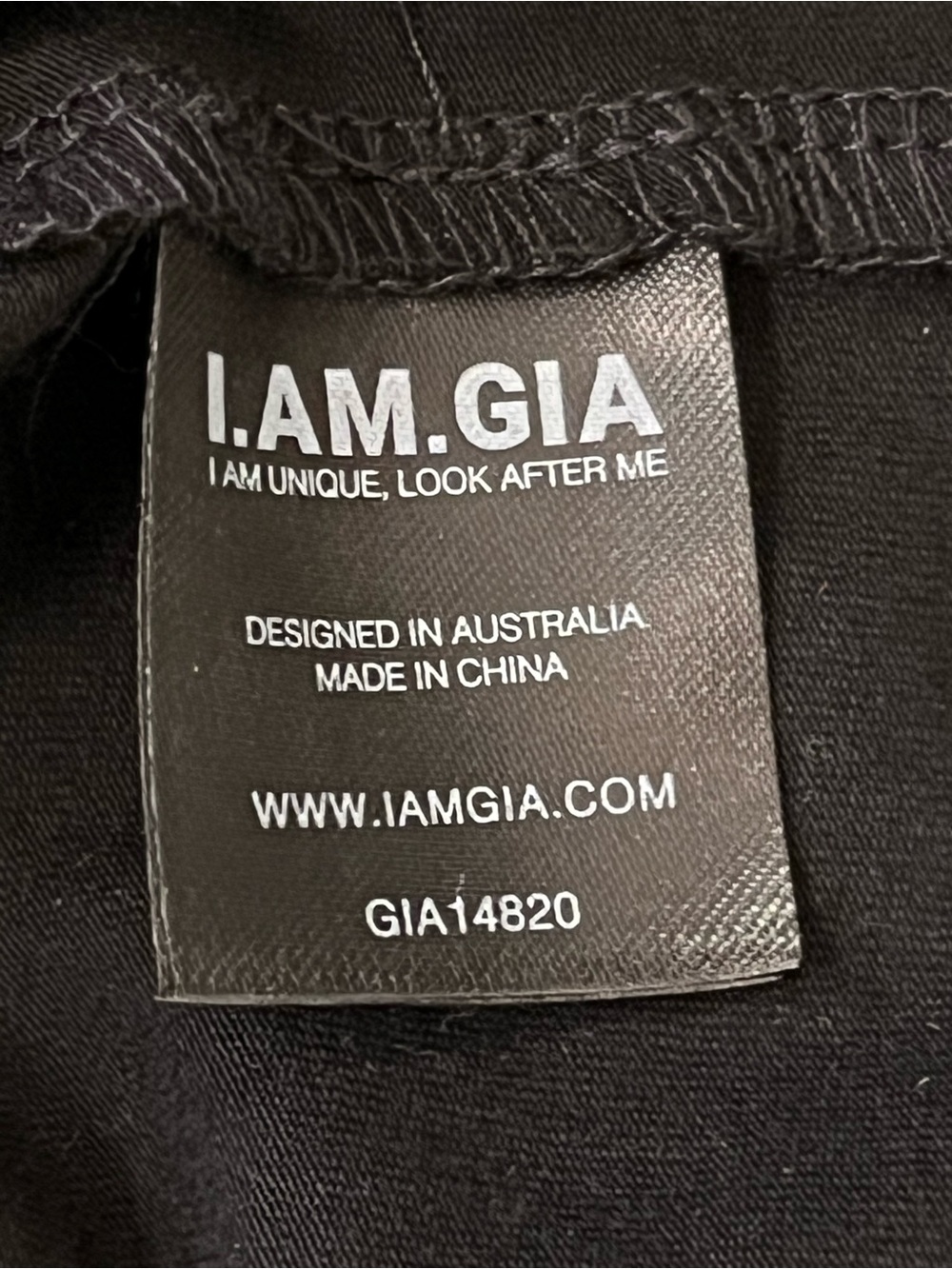 I.AM.GIA Sharah Top Black Gray Pinstripe Contrast Collared Top Size Small - Picture 7 of 8